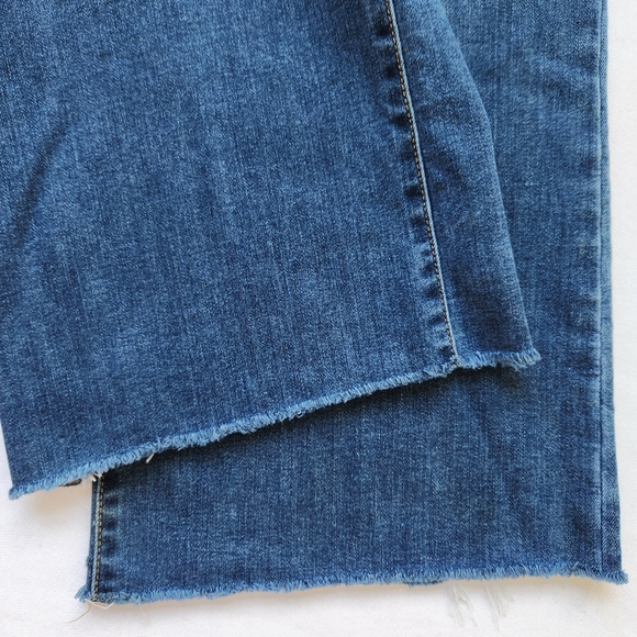 Lane Bryant Jeans Mid Rise Bootcut Blue Flex Magic Waistband Frayed Casual 18 - Picture 5 of 13